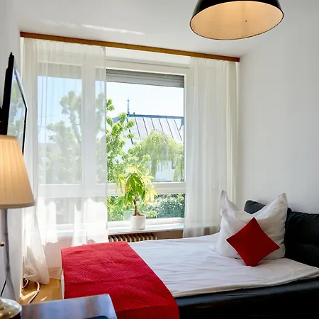 Messewohnenaschheim Business Und Mit Balkon Bei Messe Muenchen Ubytování v soukromí