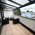 民宿 Messewohnenaschheim Business Und Mit Balkon Bei Messe Muenchen *
