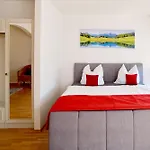 Kwatera prywatna Messewohnenaschheim Business Und Mit Balkon Bei Messe Muenchen