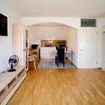 Séjour chez l'habitant Messewohnenaschheim Business Und Mit Balkon Bei Messe Muenchen *