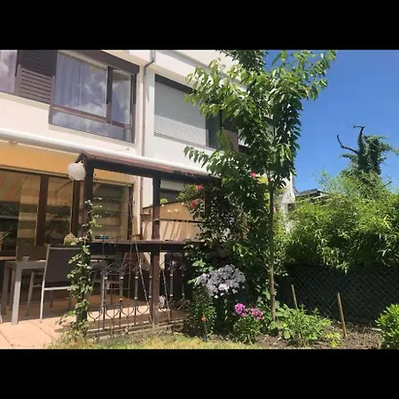 Gemuetliches Mit Garten Und Fitnessstudio Homestay
