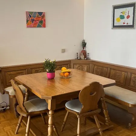 Gemuetliches Mit Garten Und Fitnessstudio Homestay Aschheim