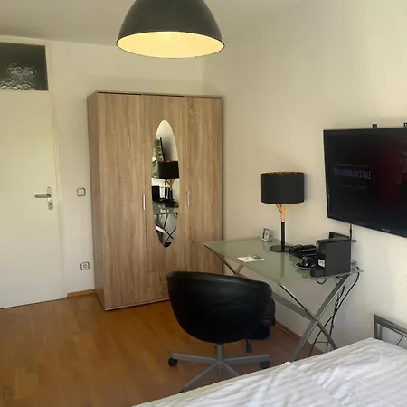Homestay Gemuetliches Mit Garten Und Fitnessstudio Aschheim