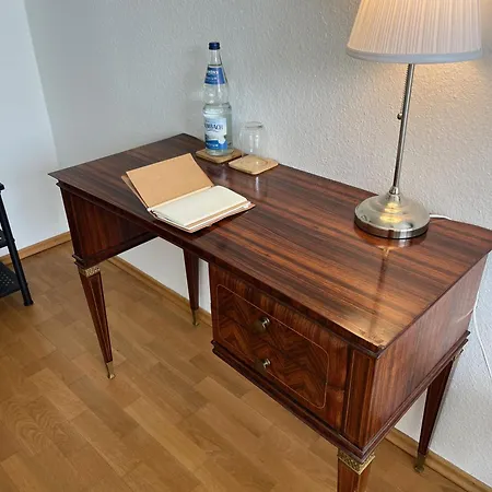 Messewohnenaschheim-business-zimmer Mit Wlan,komfort & Parkplatz Homestay szállás *