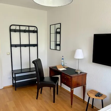 Messewohnenaschheim-business-zimmer Mit Wlan,komfort & Parkplatz Homestay szállás Aschheim