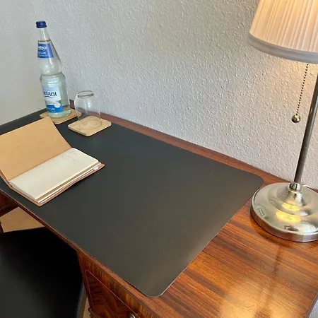 Messewohnenaschheim-business-zimmer Mit Wlan,komfort & Parkplatz Homestay *