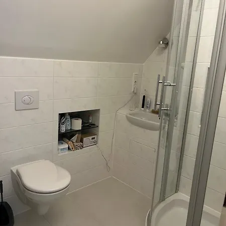 Messewohnenaschheim-business-zimmer Mit Wlan,komfort & Parkplatz * Aschheim