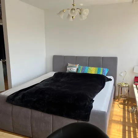 Messewohnenaschheim-business-zimmer Mit Wlan,komfort & Parkplatz Homestay Aschheim