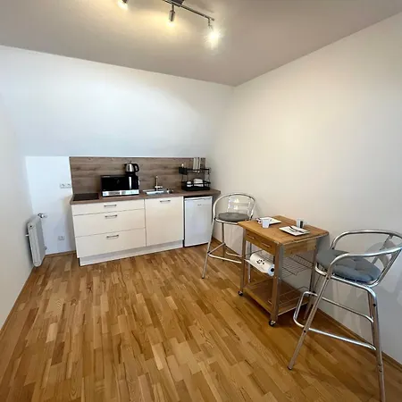 Messewohnenaschheim-business-zimmer Mit Wlan,komfort & Parkplatz *